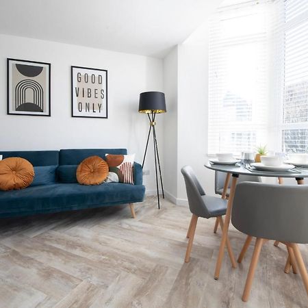 Connaught House - City Centre - Free Parking & Wi-Fi Apartment Cardiff Exterior photo